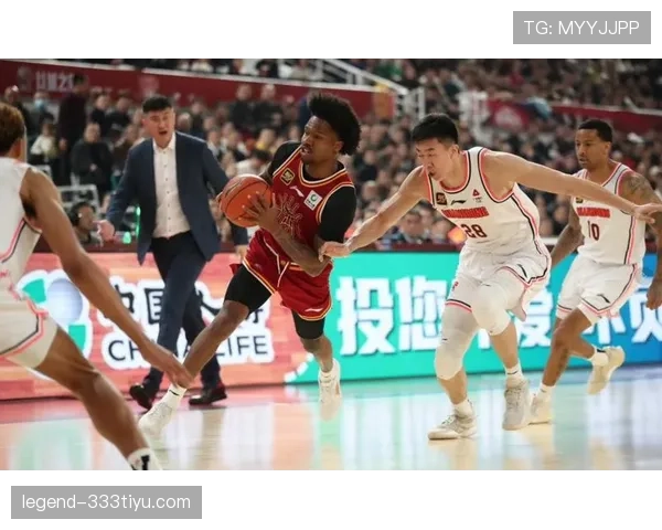 篮球比赛出现发球五秒违例时该如何正确判罚